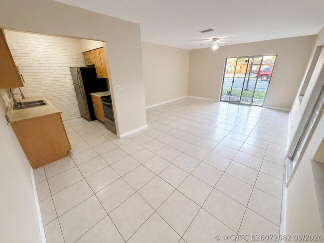 4151 NW 30th Terrace