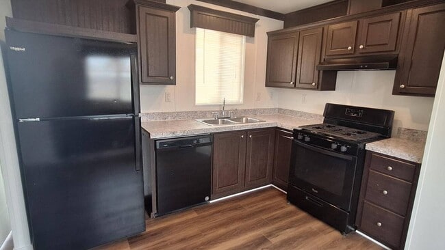 Photo - 1190 S Mojave Rd