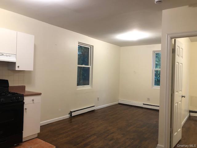 Photo - 44-25 Douglaston Pkwy Apartamento