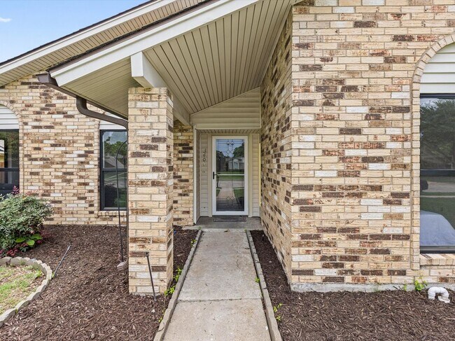 3404 Newkirk Dr