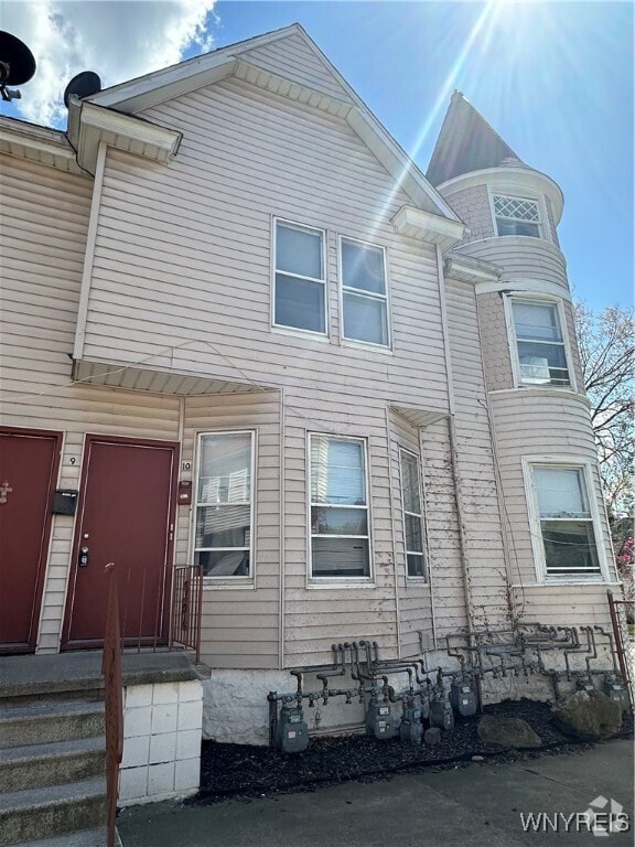 Building Photo - 457 6th St Rental