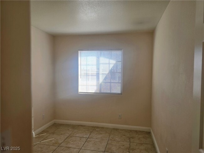 Photo - 9412 Fox Forest Ave