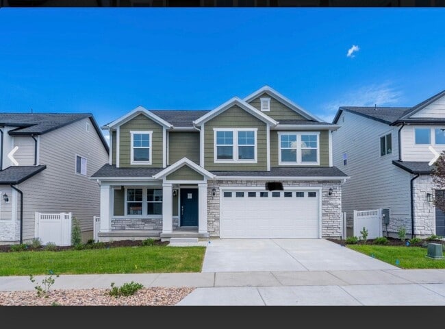 Photo - 13735 Devers Dr