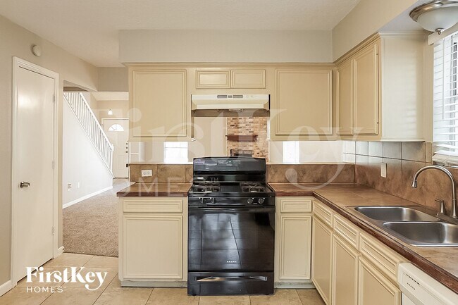 Photo - 2706 Forestbrook Dr