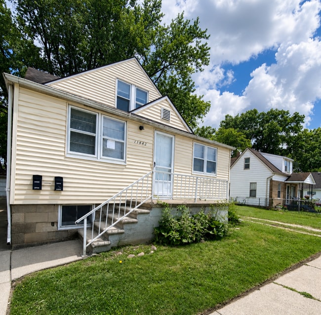 Building Photo - 11442 Jackson Ave Unit 11442 Jackson lower