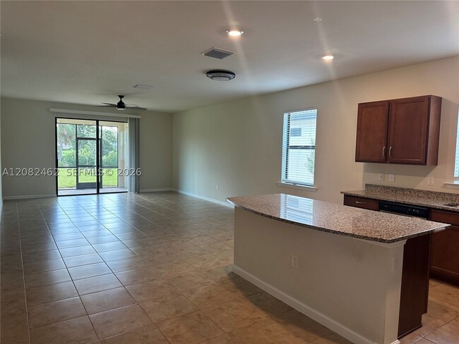 Photo - 3932 Black Eagle Ln