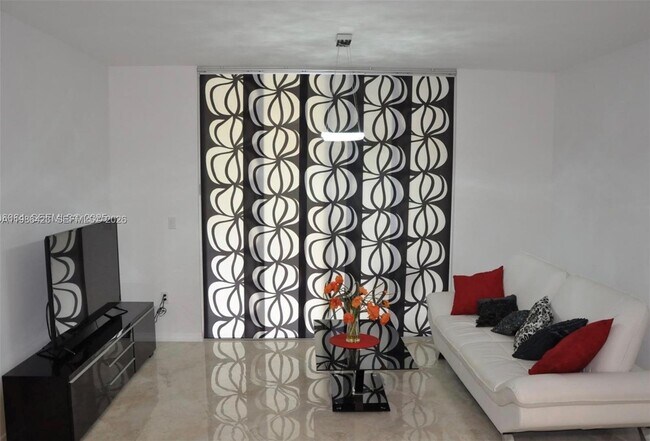 Photo - 19801 E Country Club Dr Unit 4104