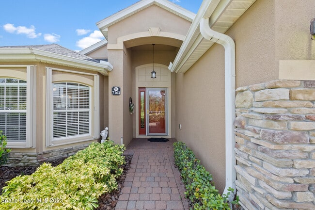 Photo - 7163 Egbert St