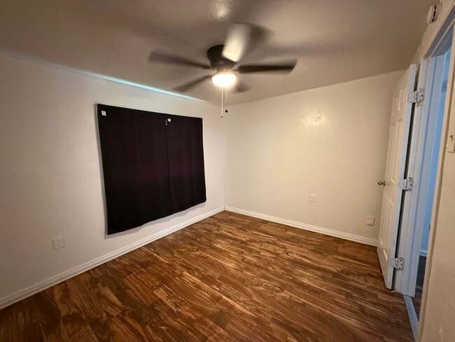 Photo - Charming 1-Bedroom Apartment with Hardwood Floors Near Downtown San Antonio