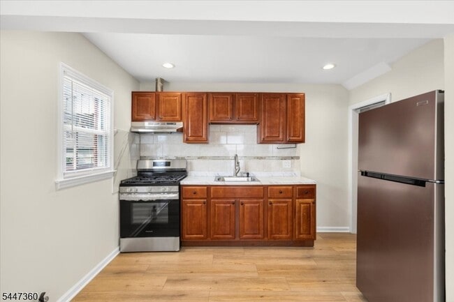 Photo - 1212 Burnet Ave