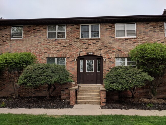 2 bedroom condo in Coralville - 2 bedroom condo in Coralville