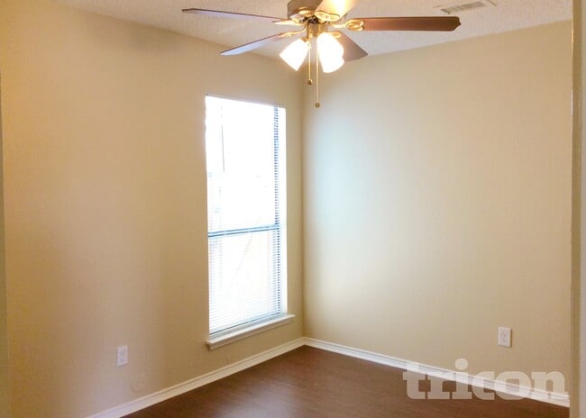 Photo - 1527 Charleston Cove