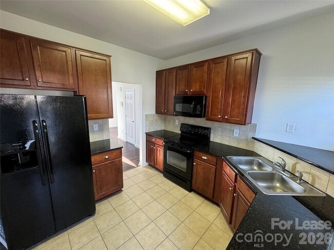 Photo - 12069 Stratfield Pl Cir