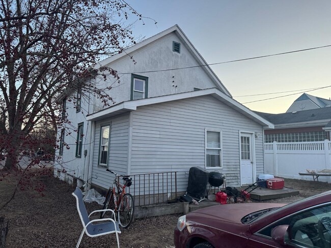 Photo - 2215 La Crosse St