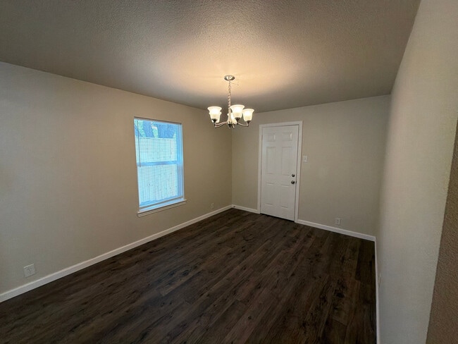 Photo - Room in House on Houston St
