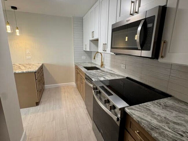 Photo - 4250 N Marine Dr
