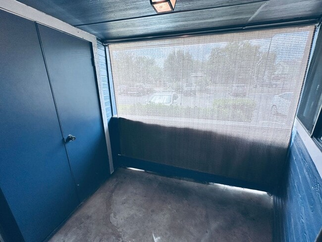 Photo - 2500 Burleson Rd