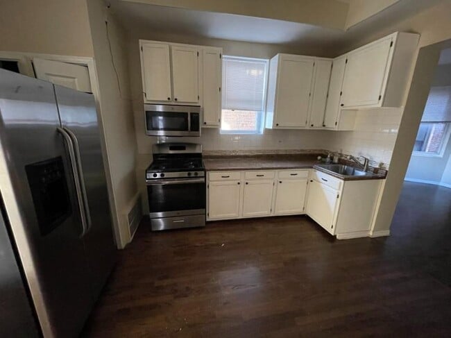 2 bedroom in Chicago IL 60642 - 2 bedroom in Chicago IL 60642 Unidad 2M Rental