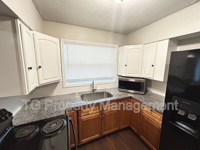 Photo - 8214 Herlong Rd