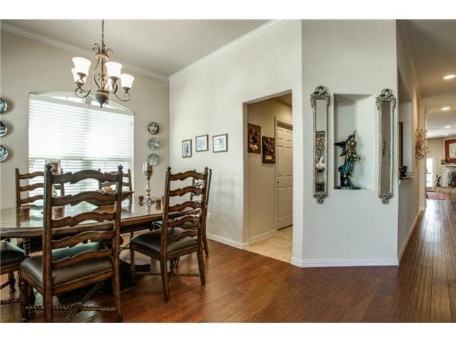 Photo - 5641 Hampshire Dr