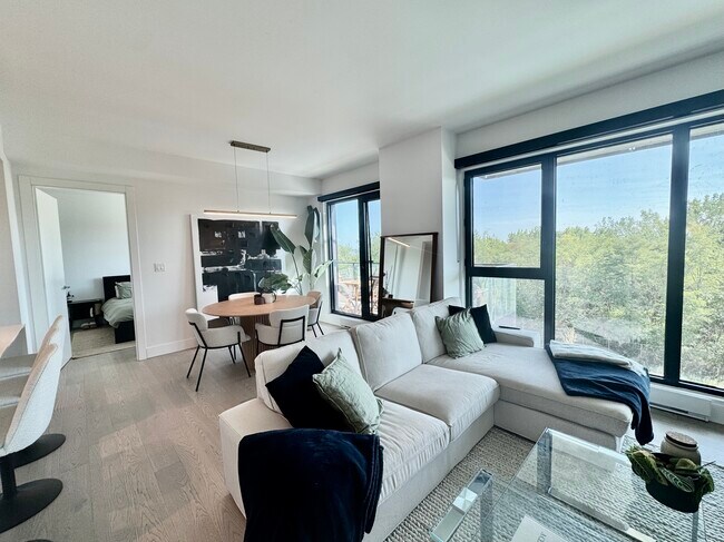 Photo - 900 Rue André Prévost Unit #508 - 2 bed 2 bath