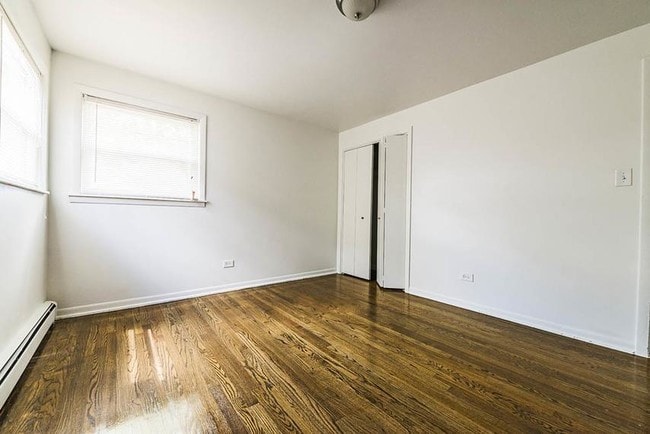 Photo - 14021 S Tracy Ave