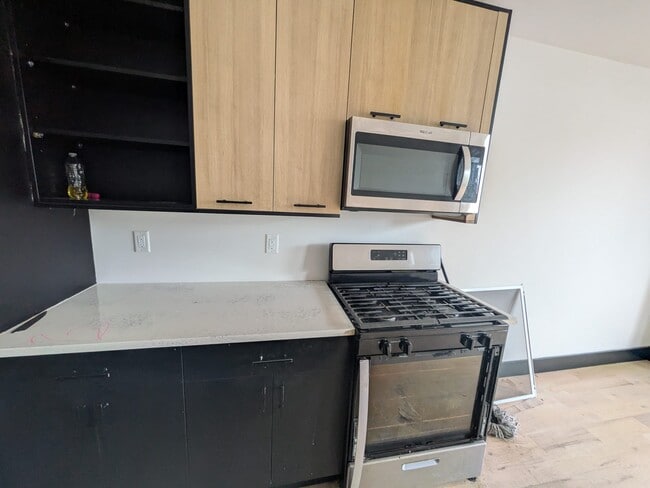 Photo - 29 Claremont Ave Unit 2