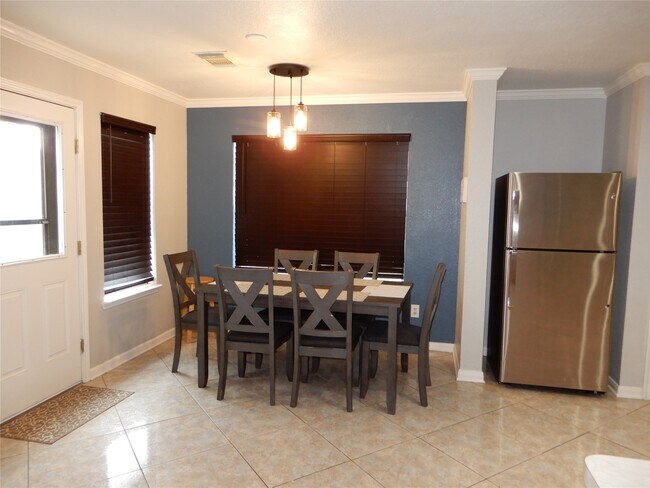 Photo - 10030 Victoria Falls Ln