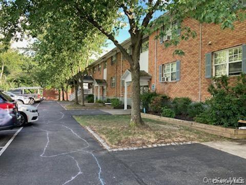 Photo - 502 Barclay Manor Unidad 5B