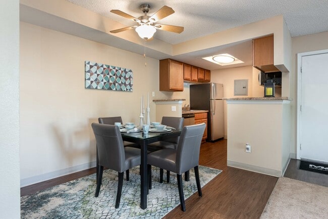 Photo - Oak Ridge Apartments