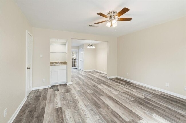 Photo - 8402-8404 Fathom Cir