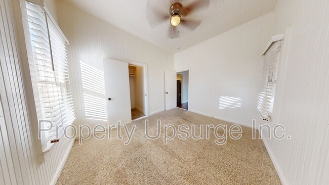 Photo - 648 Reeds Ave