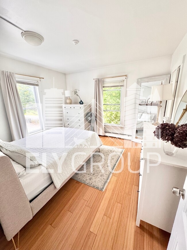 Photo - 36 Hayes St Unit 34B