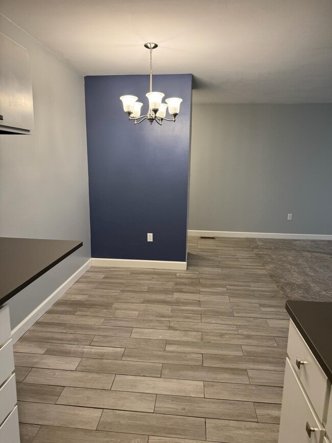 Photo - 2275 N Cable Rd