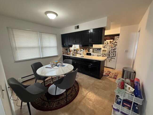 Photo - 1276 River Rd Unit 2