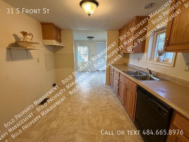 Photo - 31 S Front St