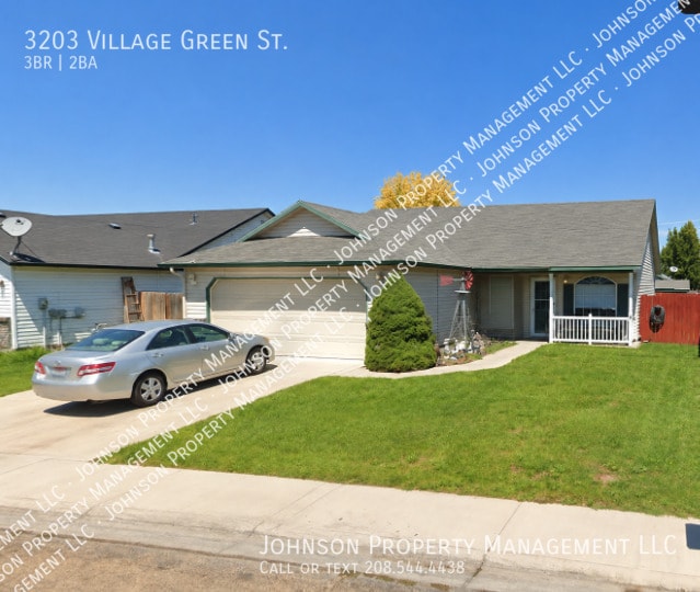 Photo - 3203 Village Green St