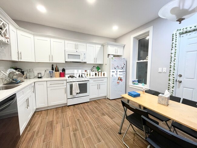 Photo - 15 Sewall St