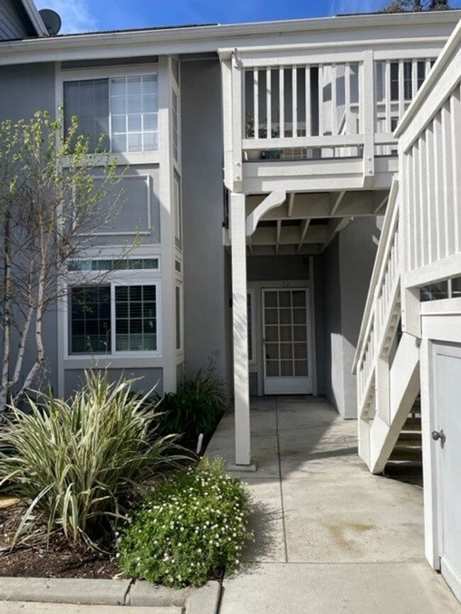Building Photo - 72 Campton Pl