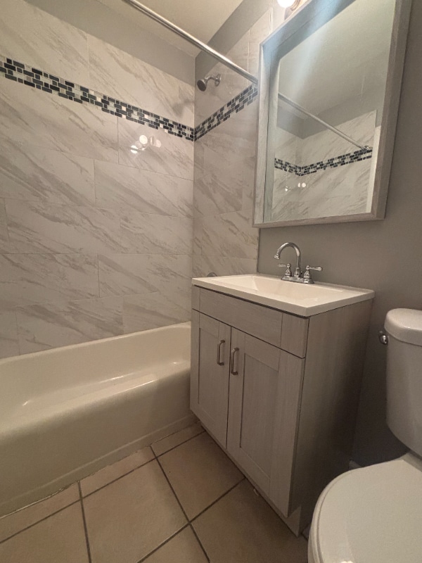 Photo - 3333 Commercial Ave Unit 14