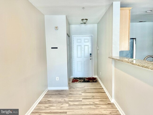 Photo - 25340 Lake Mist Square Unit 103