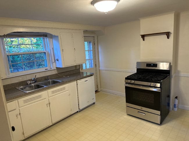 Photo - 58 Wilson Ave Unidad 58