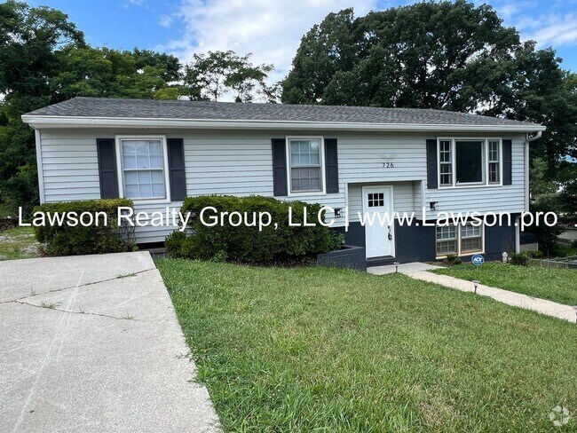 Building Photo - Five Bedroom, Updated Split Level in South... Rental