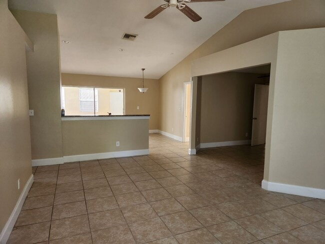 Photo - 1125 Alvin Ave