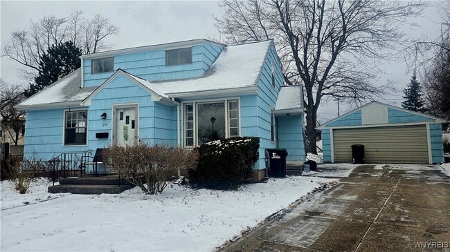 Photo - 359 Wrexham Ct N