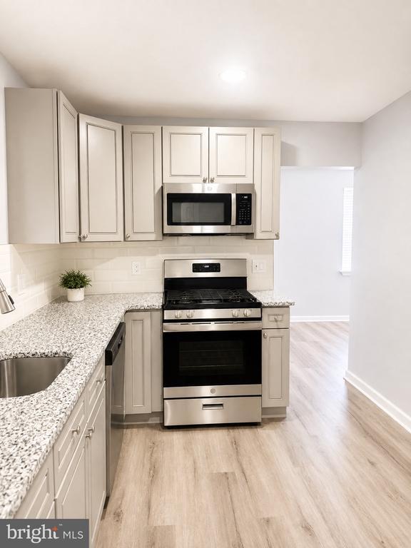 Photo - 8516 Lynnewood Rd