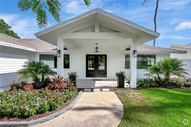 Building Photo - 2201 Longboat Dr Rental