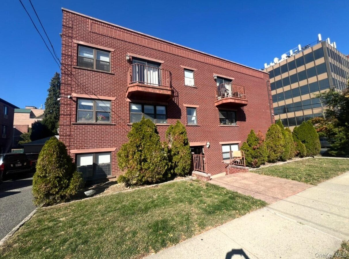 Photo - 212-15 43rd Ave Unit 1C