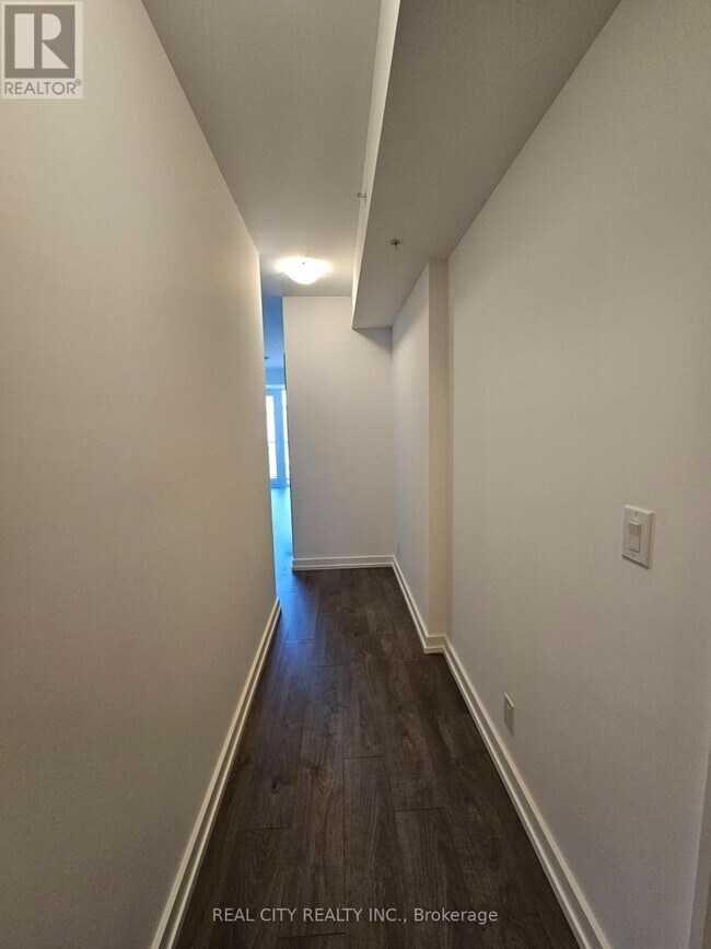Photo - 75 James St S Unit 1101