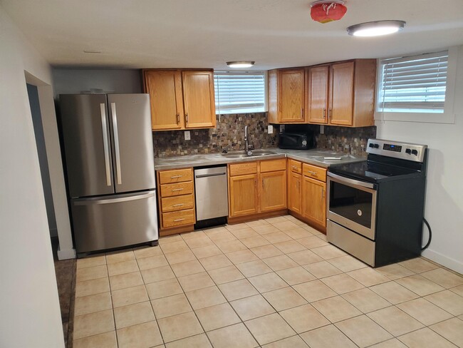 Building Photo - 1005 W 500 N Unit 1005 #2